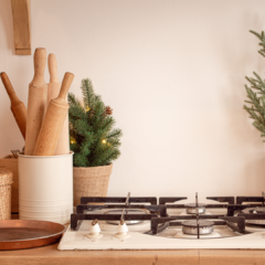 Festive Kitchen Decorating Ideas for the Holiday Season